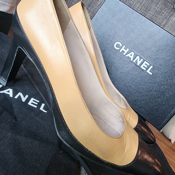 Authentic CHANEL Black and Tan Heels - Picture 8 of 15